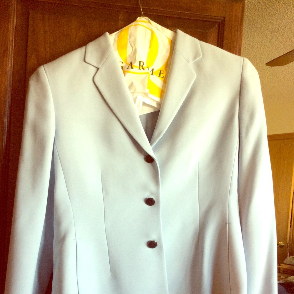 Petite Sophisticate❤️ Powder Blue/ Navy suit sz 8